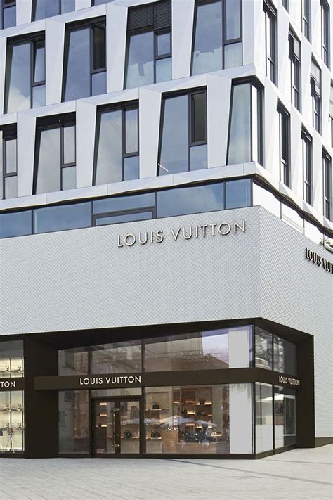 Louis Vuitton eröffnet einen neuen Store in Stuttgart 